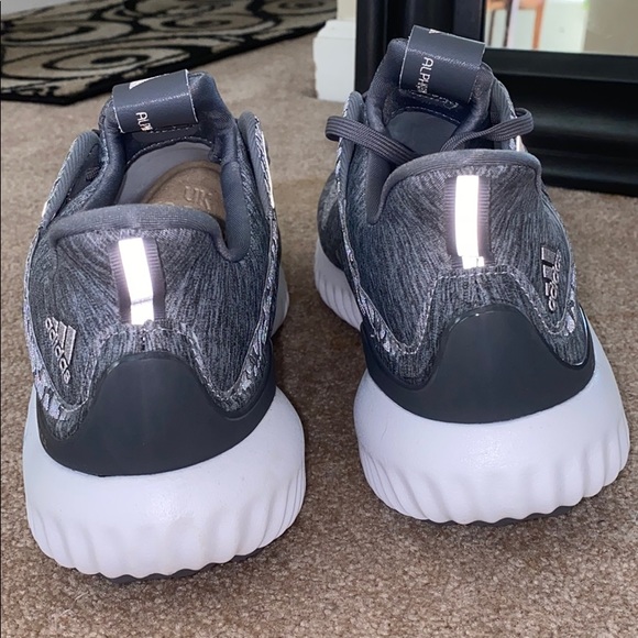 ADIDAS Men’s Shoes Alphabounce size 11 - Picture 4 of 8